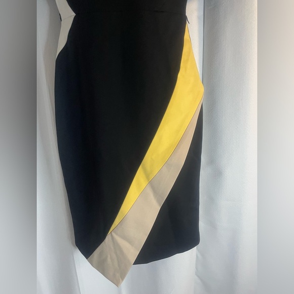 White House Black Market Dress Black w/Yellow & Beige- 6p NWT ( missing belt) - Picture 2 of 6